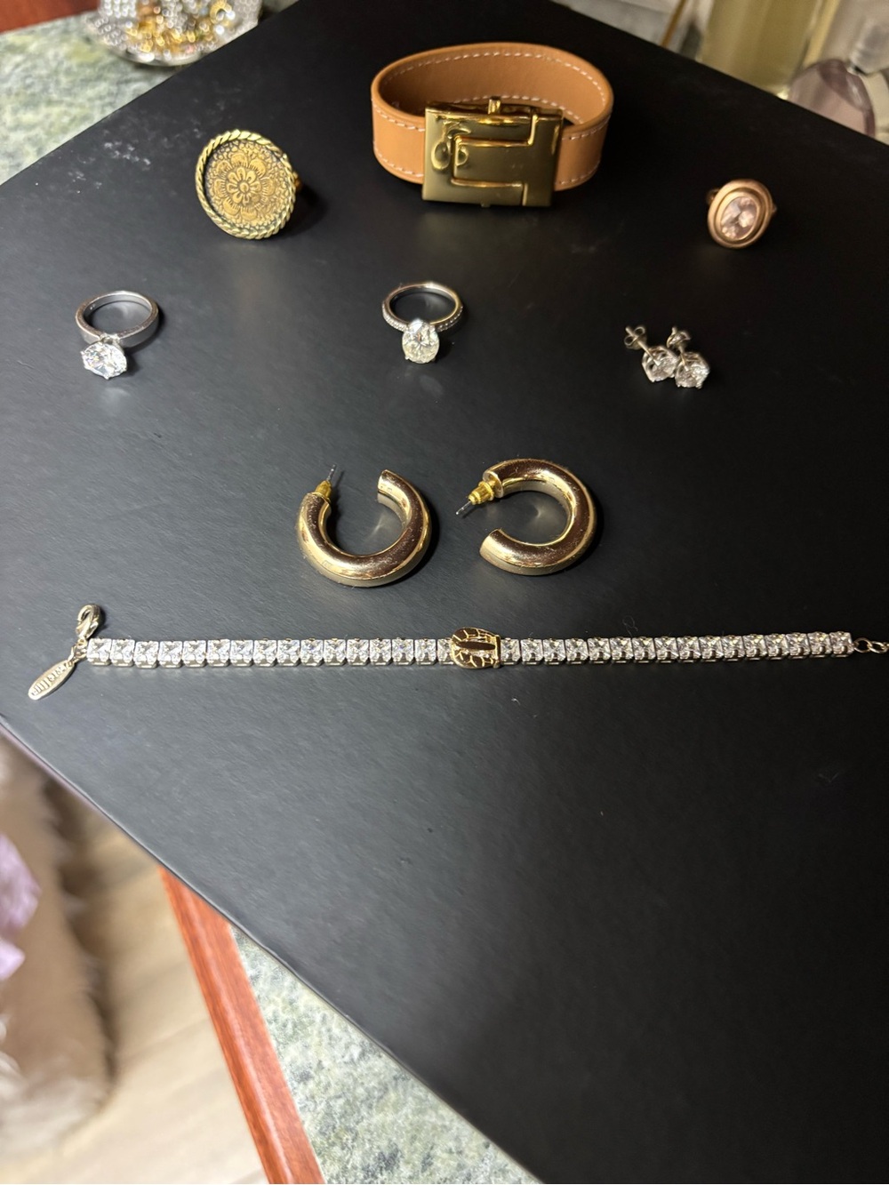 Random jewelry bundle!